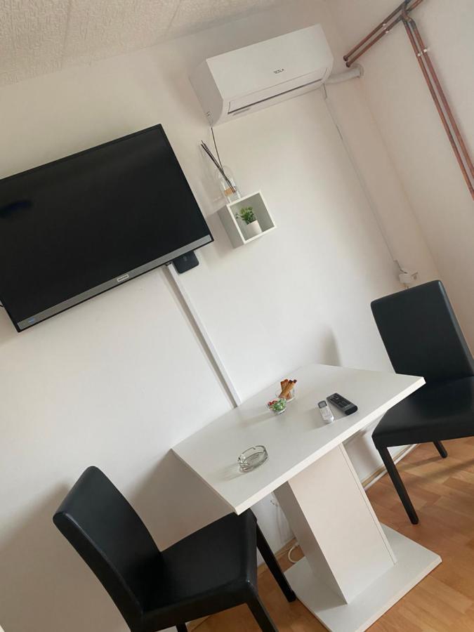 Apartmani Petra Novi Sad Ngoại thất bức ảnh