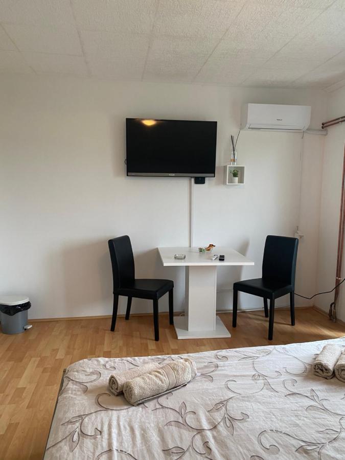 Apartmani Petra Novi Sad Ngoại thất bức ảnh